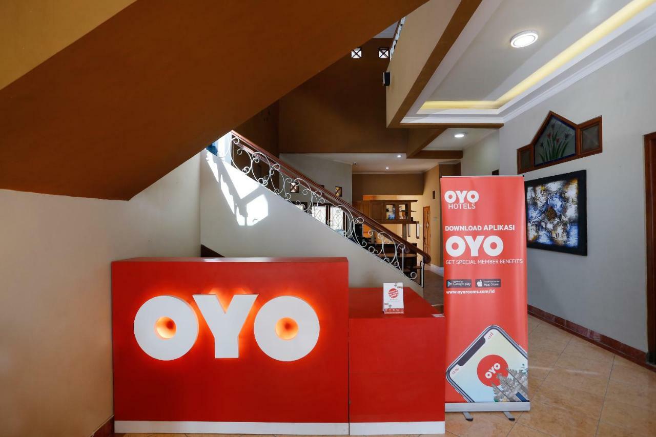 Oyo 1072 Kampung Condro Wulan Guesthouse Maguwo Ngoại thất bức ảnh